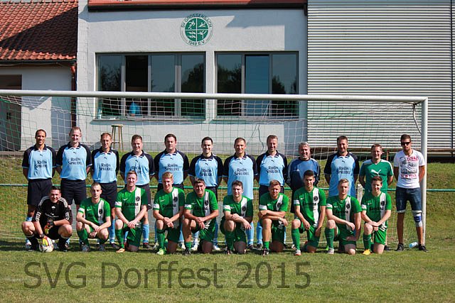 Meisterteam-2005-vs-team-2015-1.jpg